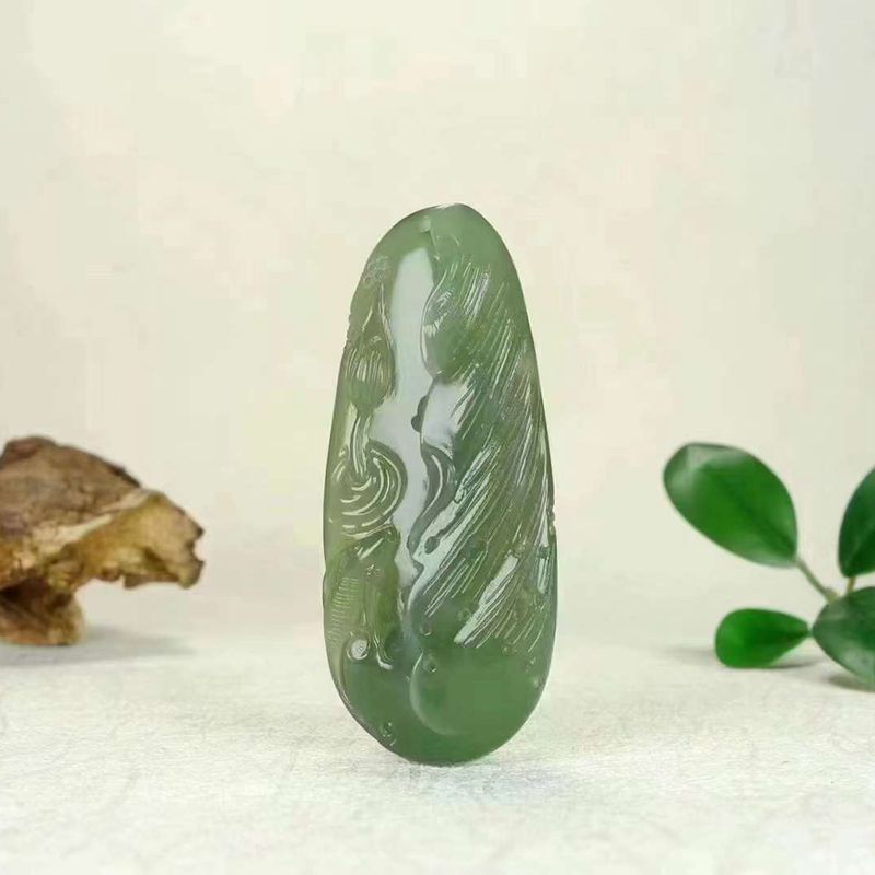 和田玉工廠店玉石工藝品天然新疆和田玉青海料冰透湖水綠鯉魚鬧蓮