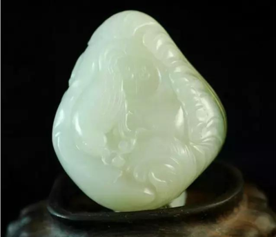 和田玉把件欣賞,太美了,網(wǎng)友直呼太想要一件