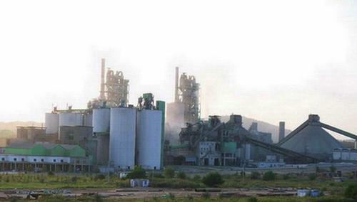 青海一處軍工廠,是 兩彈 功勛企業,守衛持槍巡邏至今少有人知